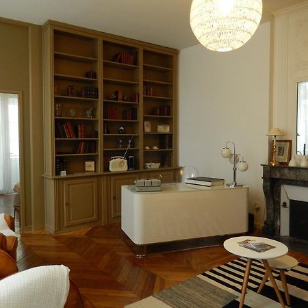 Maison Bossoreil Bed & Breakfast อองเชร์ ภายนอก รูปภาพ