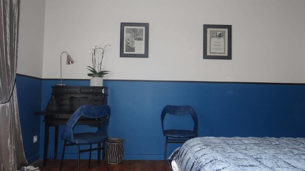 Maison Bossoreil Bed & Breakfast อองเชร์ ภายนอก รูปภาพ